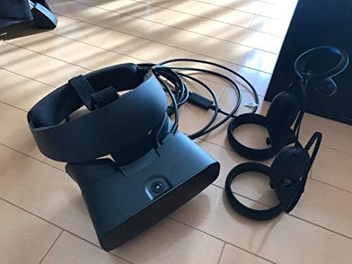 Amazon.com: Oculus Quest All-in-one VR Gaming Headset – 64GB